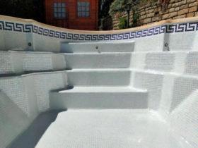 project-piscine-coque-pose-mosaïque-a-espaly-saint-marcel